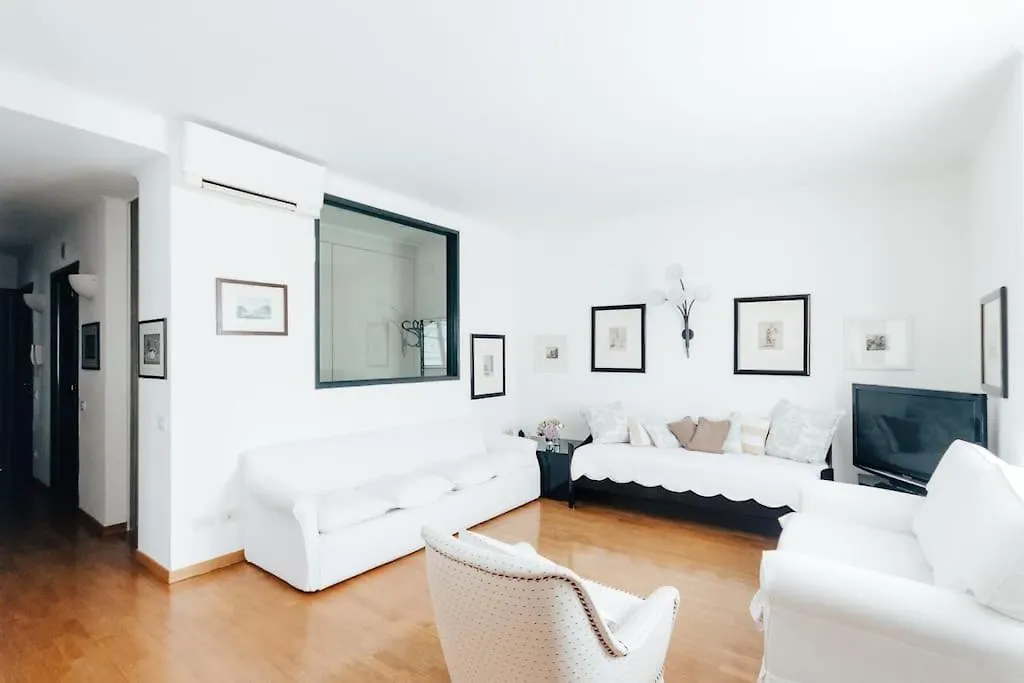 La Casa Di Isa Apartment Lecco
